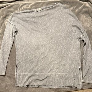 We The Free Light Gray Long Sleeve Top